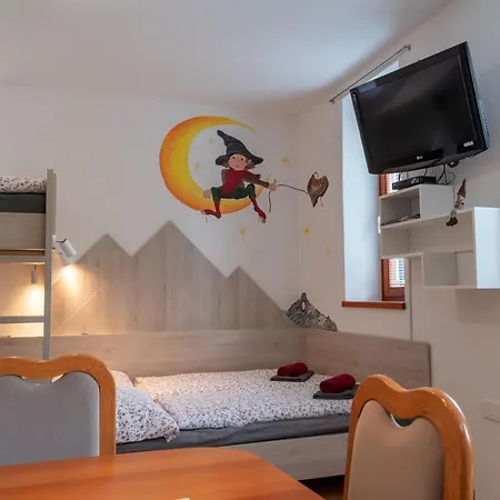 Apartma Gojzar *